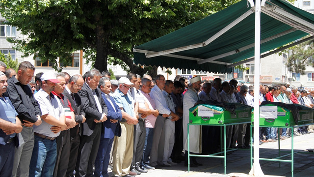 Kayseri'de ırmakta boğulan kardeşler