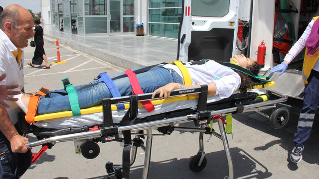 Kazazedelerin yakınları da kaza yaptı: 1 ölü, 14 yaralı