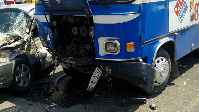 Kırşehir'de trafik kazaları: 12 yaralı