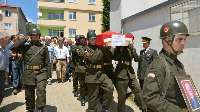 Kore gazisi Kuturoğlu'nun cenazesi toprağa verildi