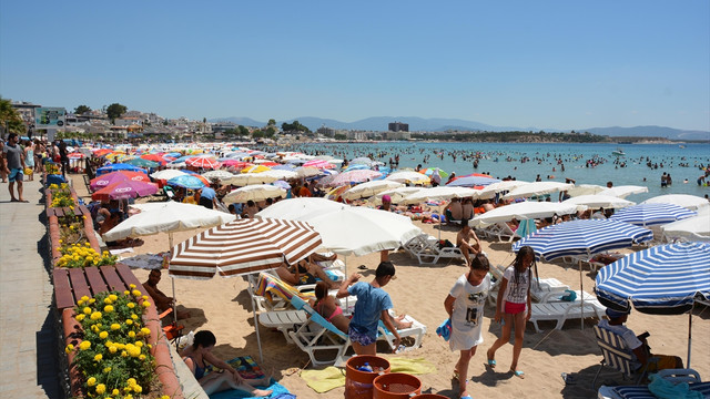 Kuşadası ve Didim'de bayram yoğunluğu