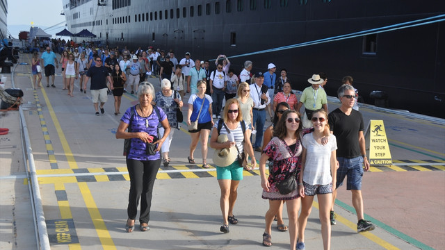 Kuşadası'nda kruvaziyer turizmi