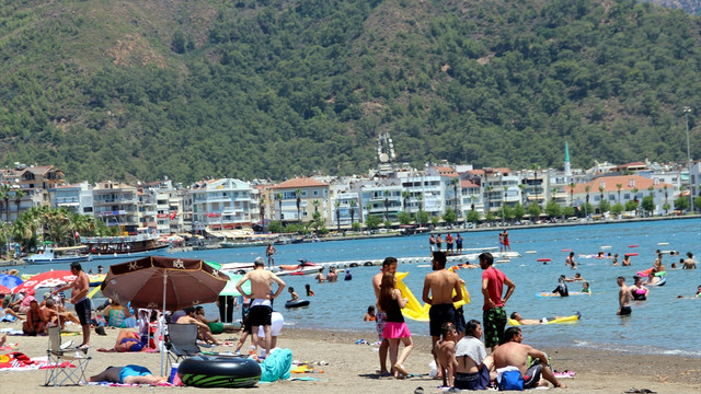 Marmaris nüfusunun 7 katı misafiri ağırladı