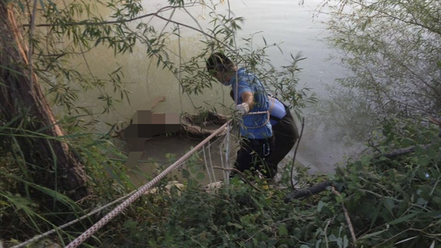 Mersin'de ırmakta ceset bulundu