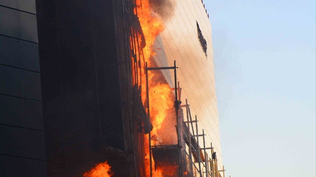 Muğla'da hastane inşaatında yangın