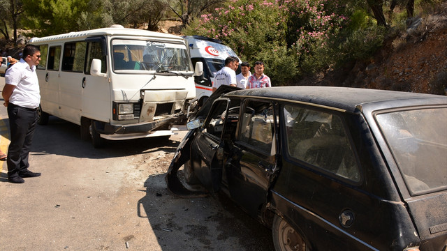 Muğla'da trafik kazası: 3 yaralı
