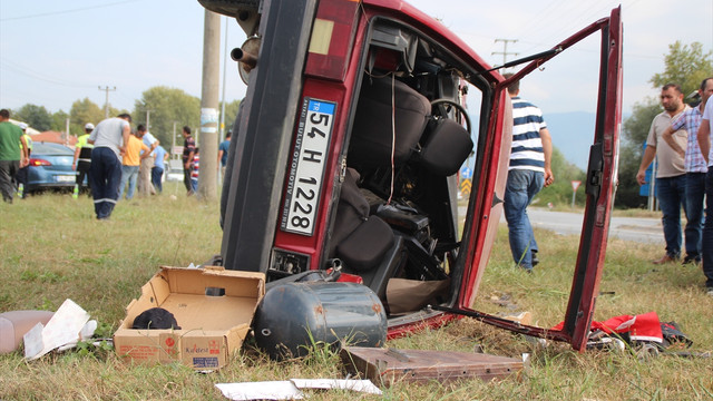 Sakarya'da trafik kazası: 5 yaralı