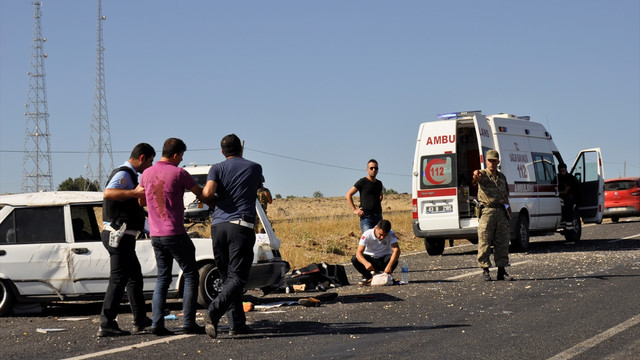 Şanlıurfa'da otomobil devrildi: 1 ölü, 1 yaralı