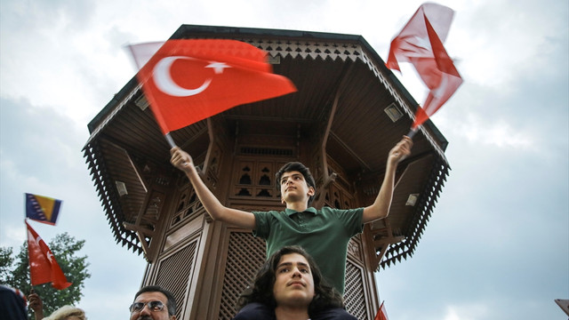 Saraybosna'da demokrasi nöbeti