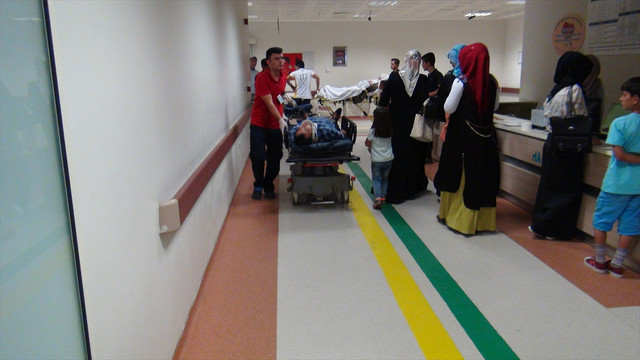 Siirt'te iki otomobil çarpıştı: 6 yaralı