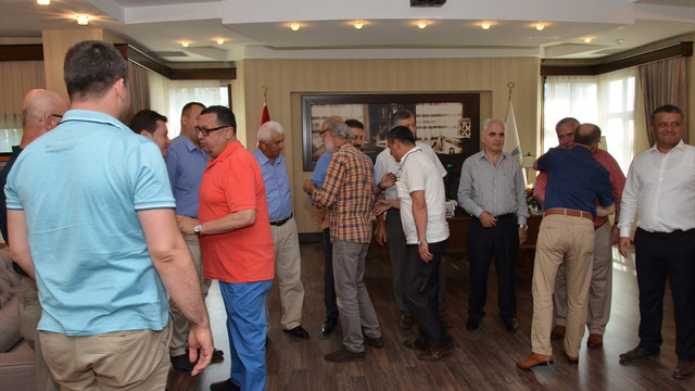 Silivri Belediyesinde bayramlaşmaÖzcan Işıklar Belediye Personelleriyle Bayramlaştı