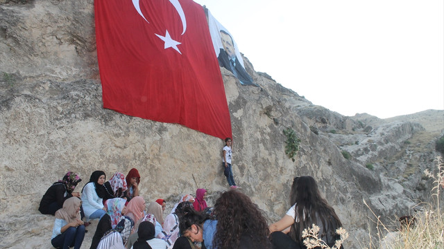 Şırnaklı kadınlardan FETÖ'nün darbe girişimine tepki