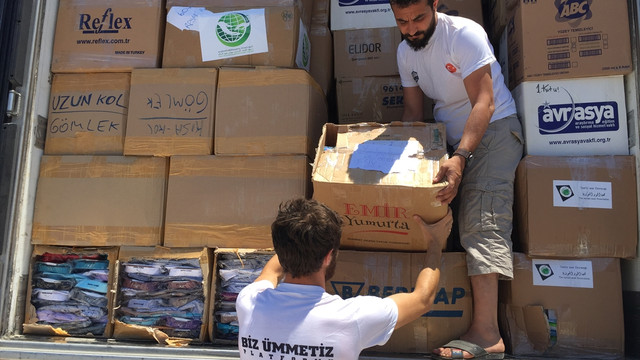 Suriye'ye bayramlık yardımı