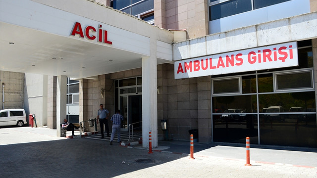 Trajikomik acil servis hasta başvuruları