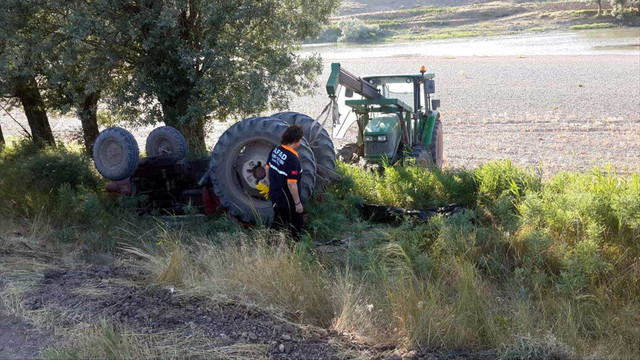 Traktörün altında kalan Suriyeli çocuk öldü
