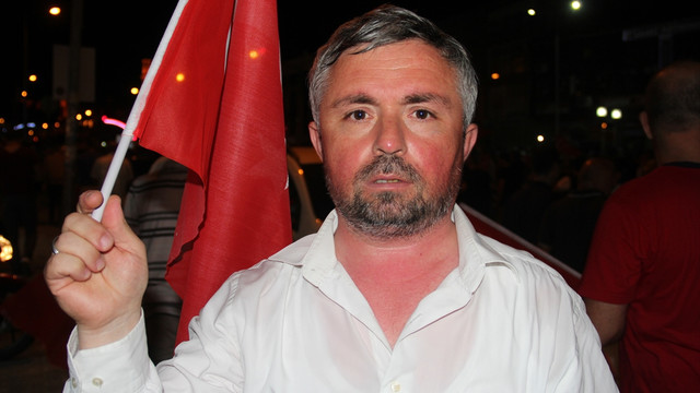 Türkiye darbe girişimine karşı ayakta