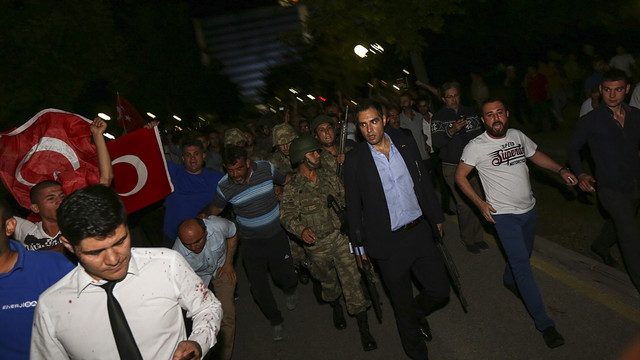 MİT: Darbe girişimi püskürtüldü