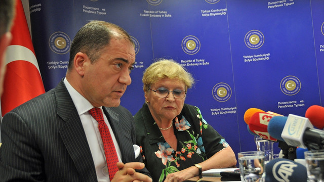 FETÖ'nün darbe girişimine tepkiler