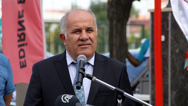 Vefat eden hakimin ismi caddeye verildi