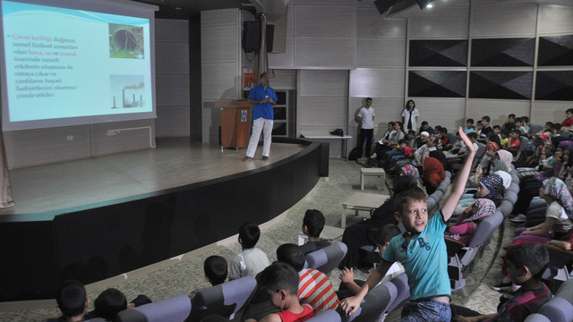 Yaz Kur'an Kursu öğrencilerine sağlık eğitimi