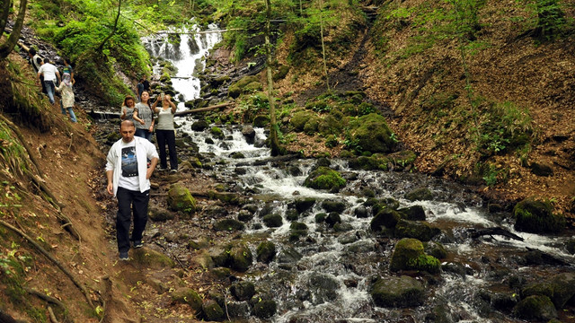 Yedigöller'de bayram yoğunluğu