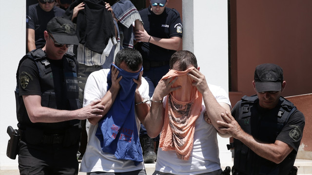 Yunanistan'a kaçan 8 darbeci savcı karşısına çıktı