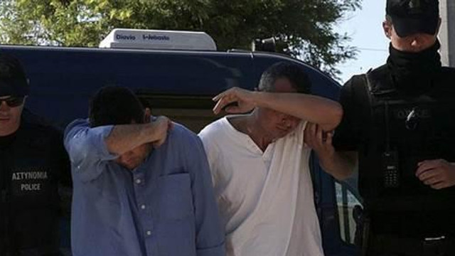 Yunanistana kaçan darbeci askerlerin iadesi resmen istendi