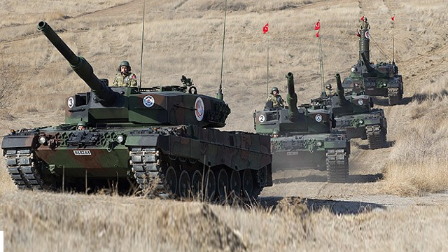 Tanklar Suriyeye girdi!