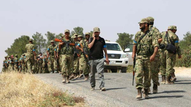 Özgür Suriye Ordusu Keklice köyünü kuşattı