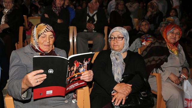 AA'nın Dakika Dakika FETÖ'nün Darbe Girişimi kitabı