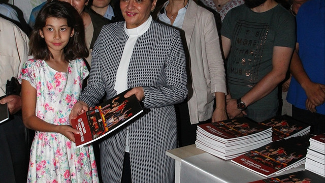 AA'nın Dakika Dakika FETÖ'nün Darbe Girişimi kitabı