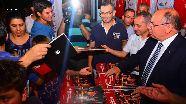 AA'nın Dakika Dakika Fetö'nün Darbe Girişimi kitabı