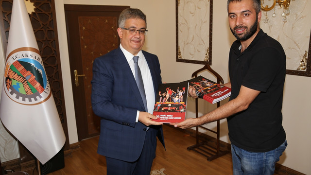 AA'nın Dakika Dakika FETÖ'nün Darbe Girişimi kitabı