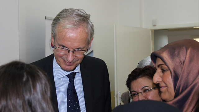 AB heyetinden kadın sağlığı merkezine ziyaret