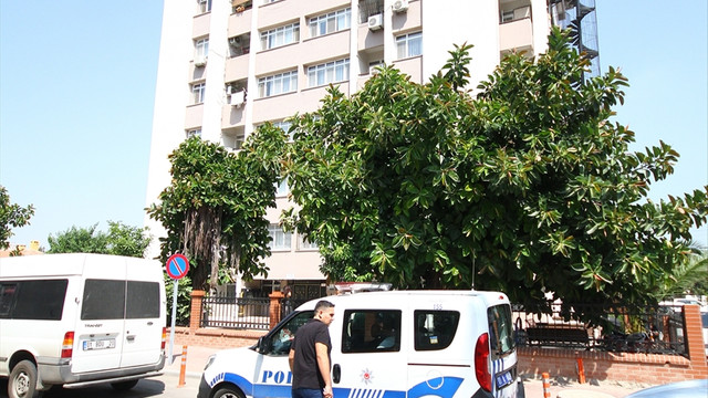 Adana'da 8. kattan düşen işçi öldü