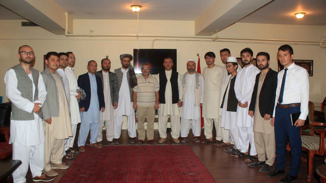 Afganistan'da demokrasi şehitleri için dua edildi