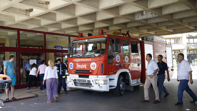 Akdeniz Üniversitesi Hastanesi'nde yangın