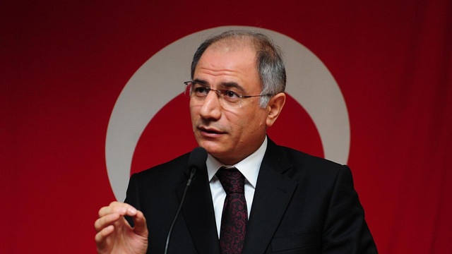 İçişleri Bakanı Efkan Ala istifa etti