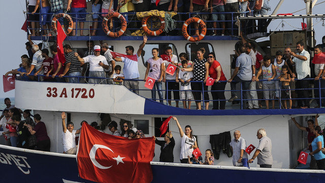 Balıkçılardan, FETÖ'nün darbe girişimine tepki