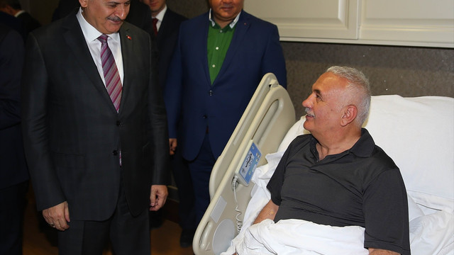 Başbakan Yıldırım'dan geçmiş olsun ziyareti