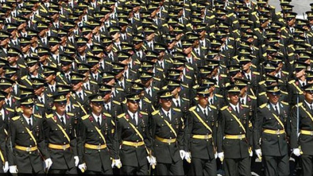 37 bin subayın dosyasıları tek tek incelenecek