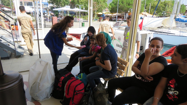 Çanakkale'de 15 yabancı uyruklu yakalandı