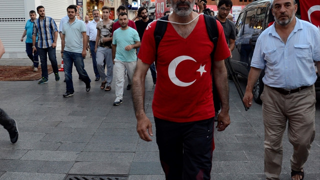 Darbe girişimini, Ankara'ya yürüyerek protesto edecek