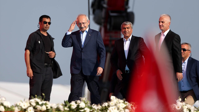 Demokrasi ve Şehitler Mitingi