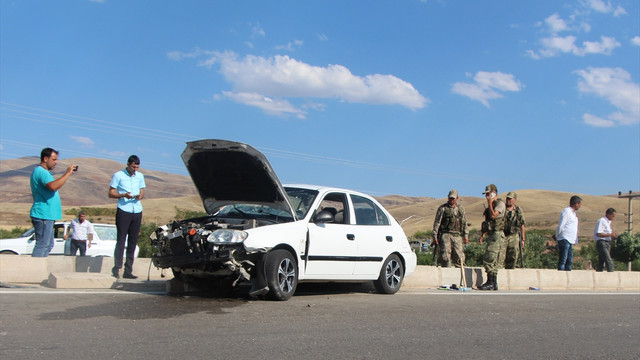 Elazığ'da trafik kazası: 1 ölü, 1 yaralı