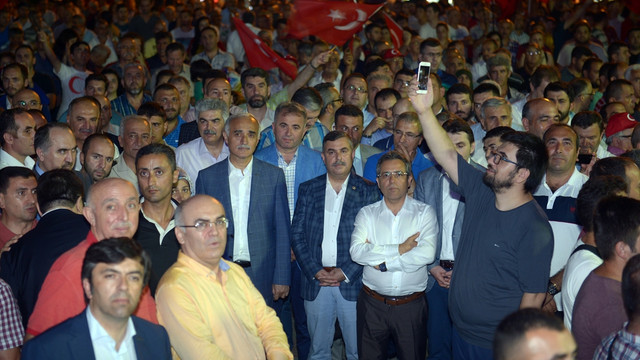 FETÖ'nün darbe girişimine tepkiler