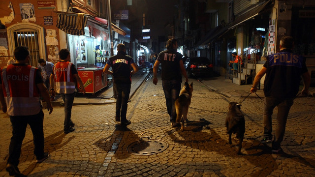 Fatih'te asayiş uygulaması