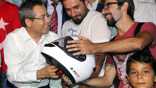 FETÖ'nün darbe girişimine tepkiler