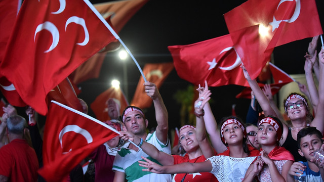 FETÖ'nün darbe girişimine tepkiler