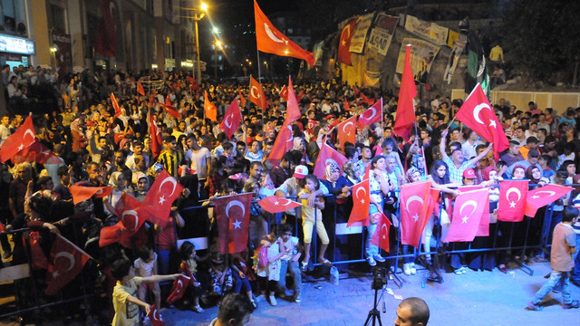 FETÖ'nün darbe girişimine tepkiler